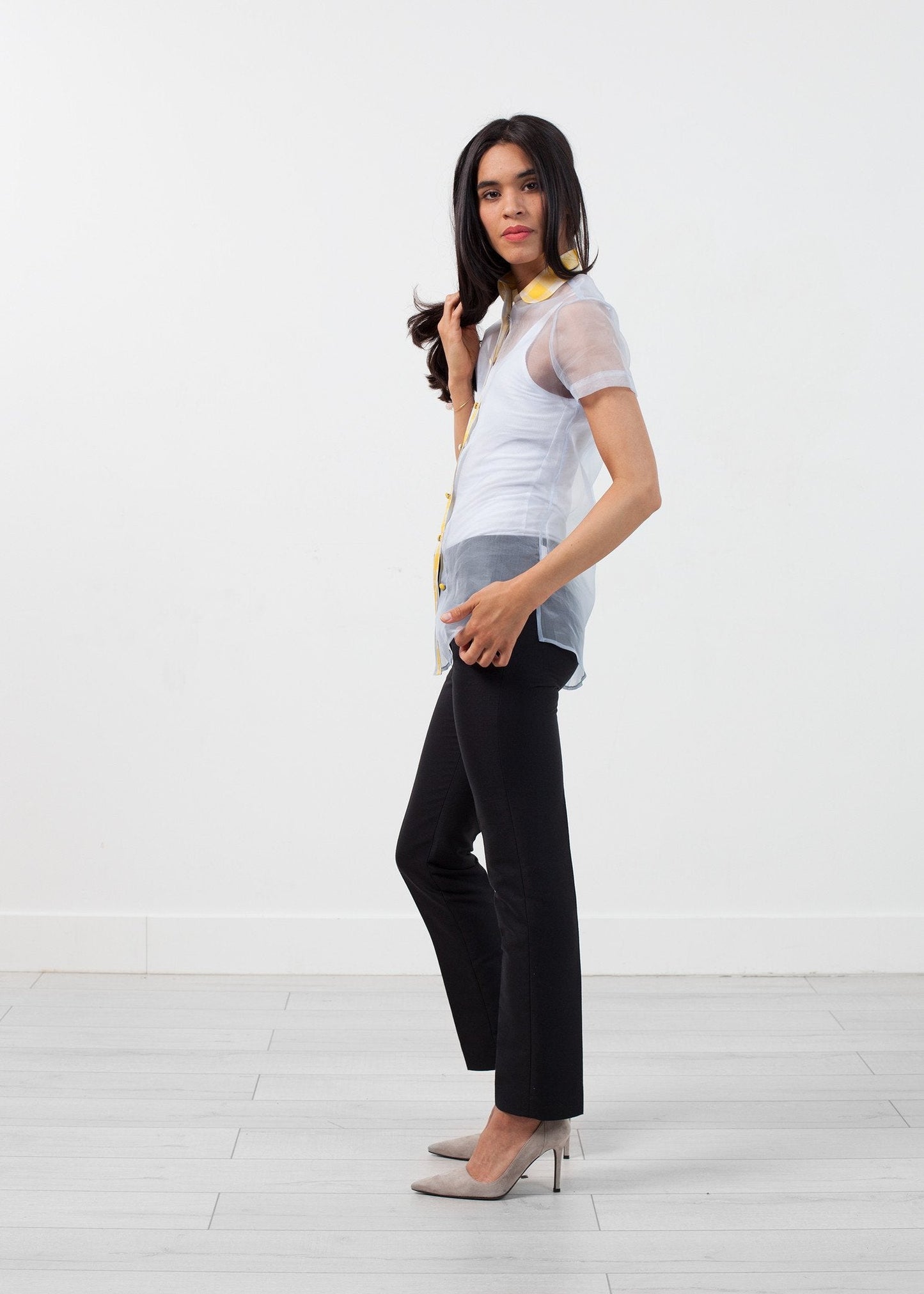 Transparente Bluse mit Knöpfen in Hellblau