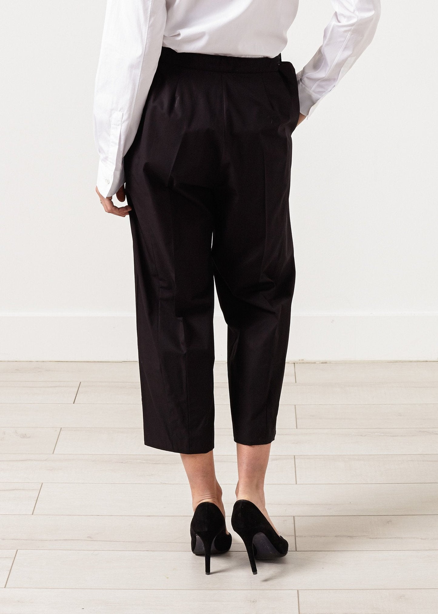 Pantaloni corti larghi in nero