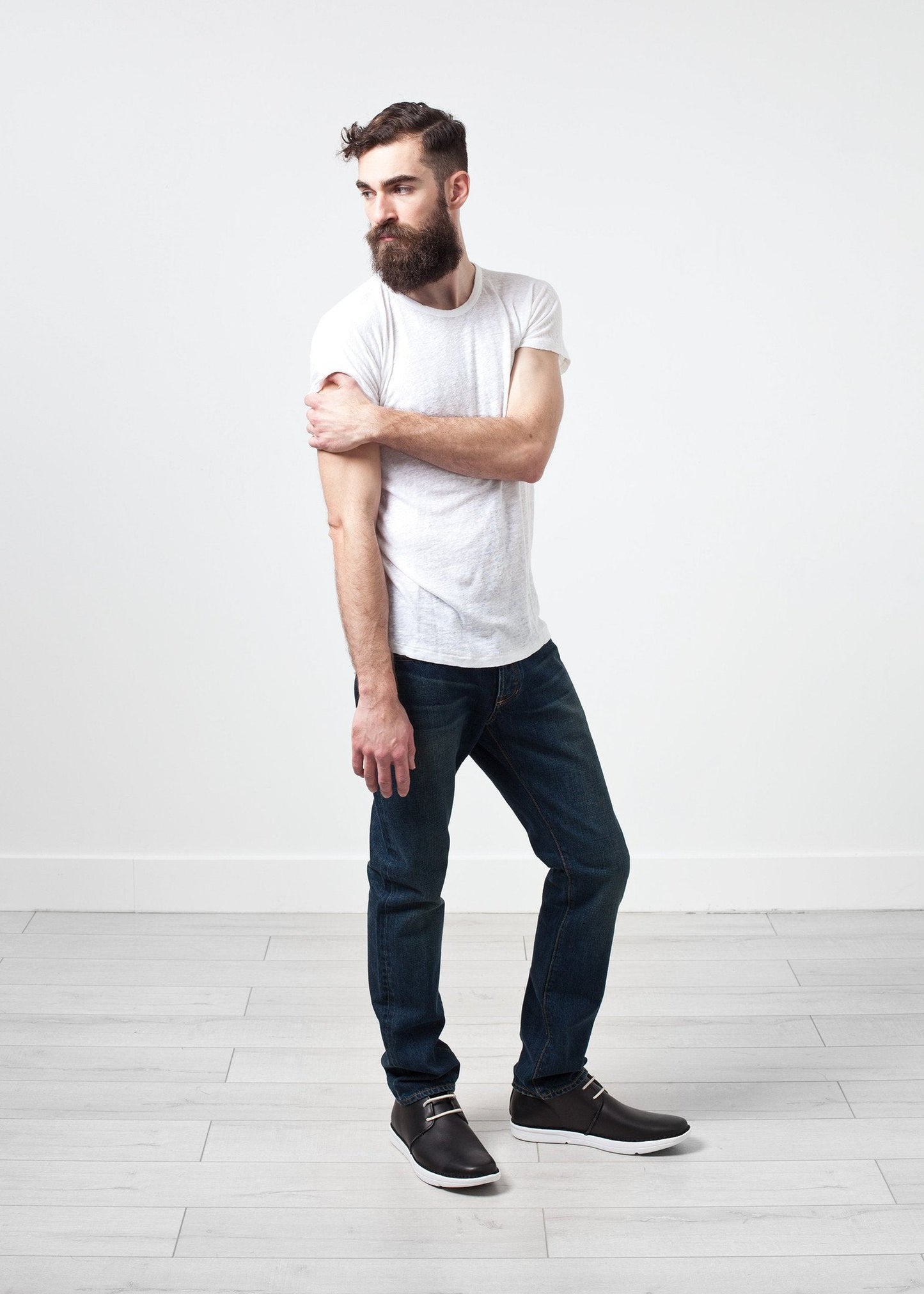 Komfort-T-Shirt aus weißem Leinen