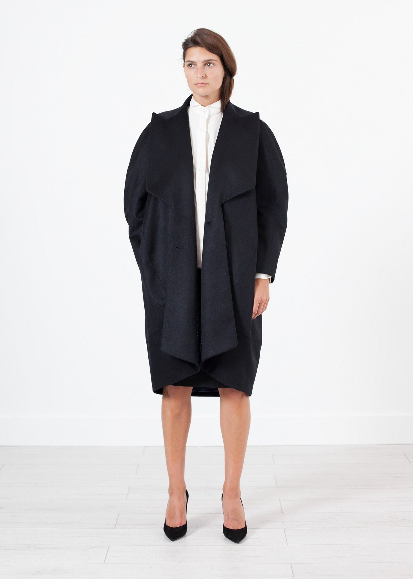 Manteau cocon Shahmeena en noir