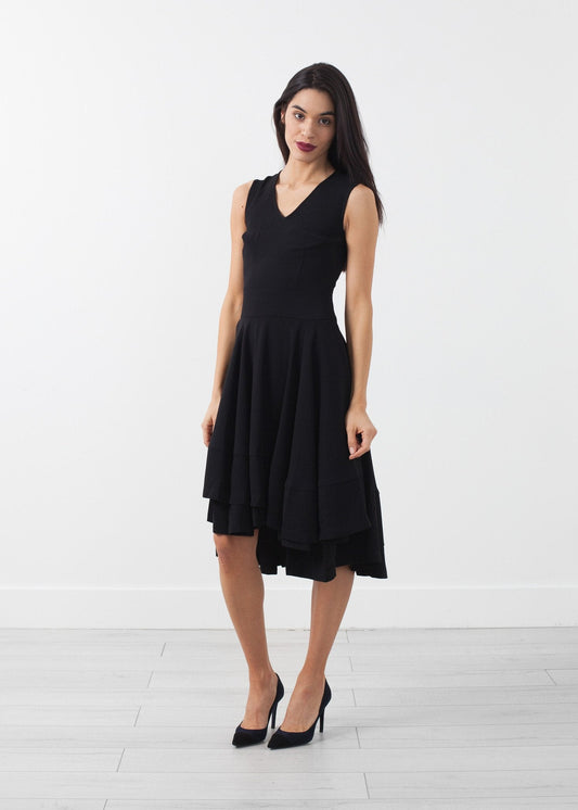 Kleid mit V-Ausschnitt
