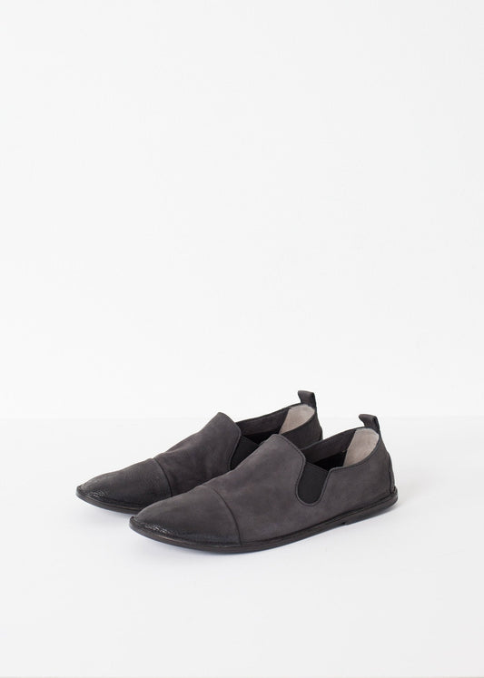 Niedriger Chelsea-Stiefel in Schwarz