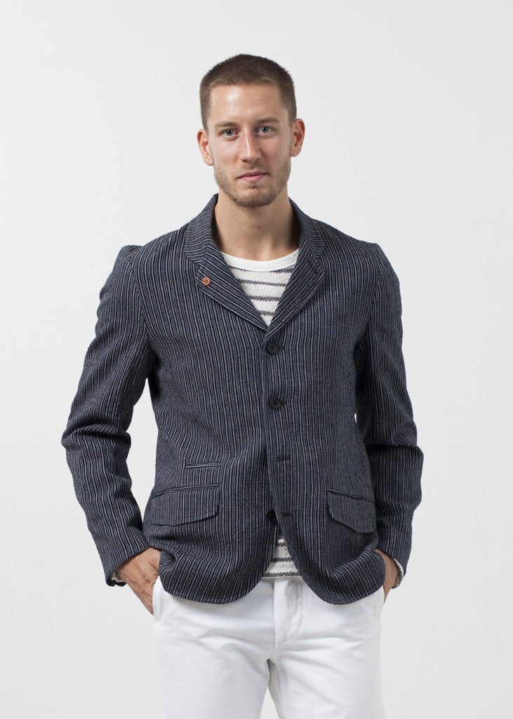 Blazer mit fünf Knöpfen