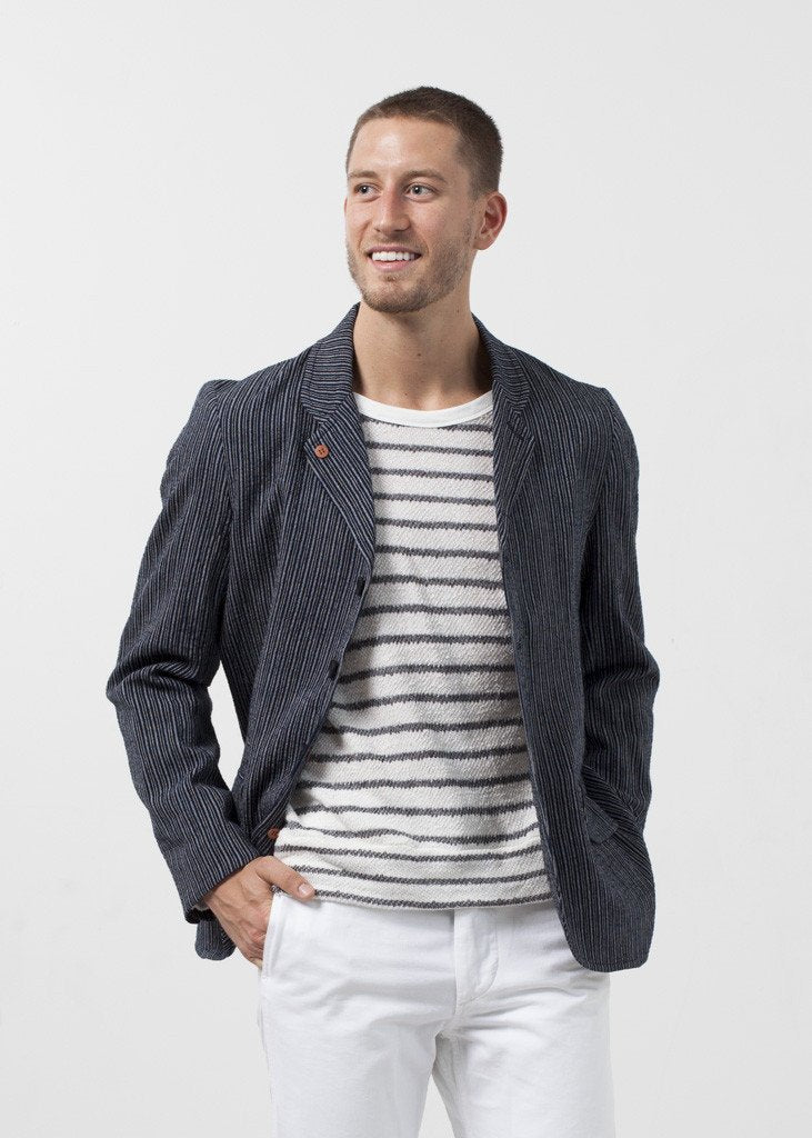 Blazer mit fünf Knöpfen