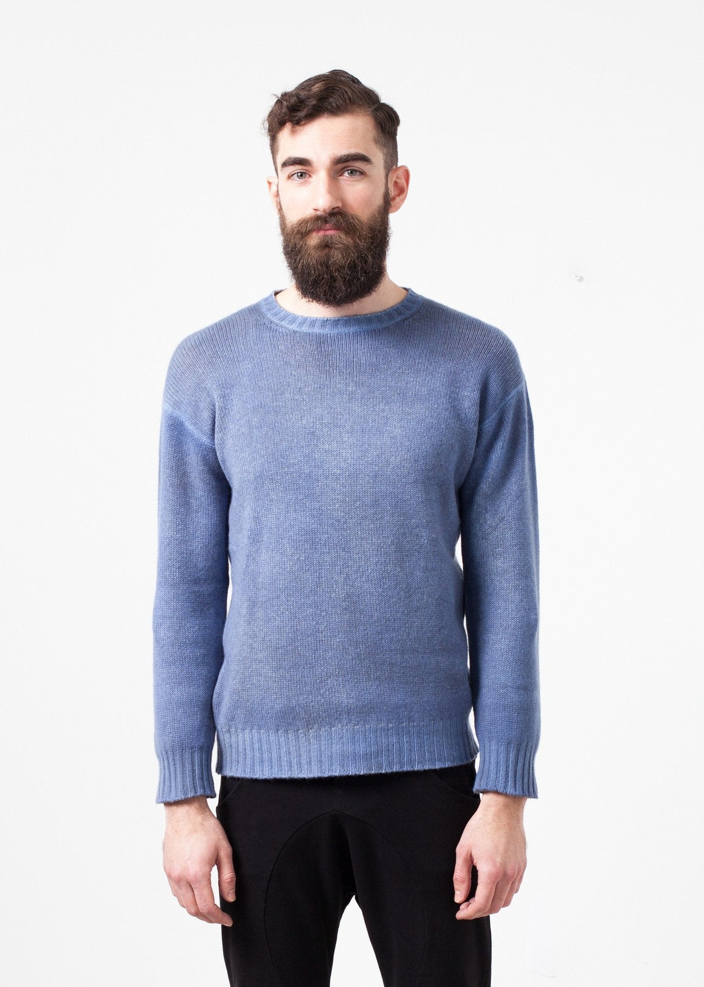 Pullover in cashmere lavorato a maglia