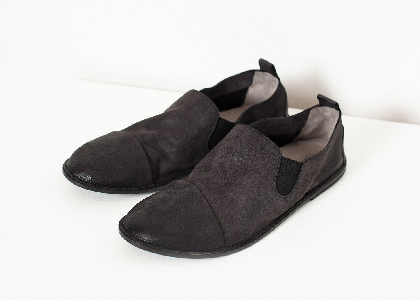 Niedriger Chelsea-Stiefel in Schwarz