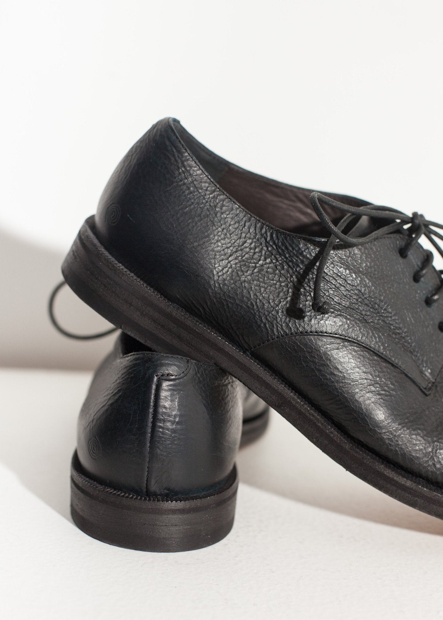 Stiro Oxford in Schwarz
